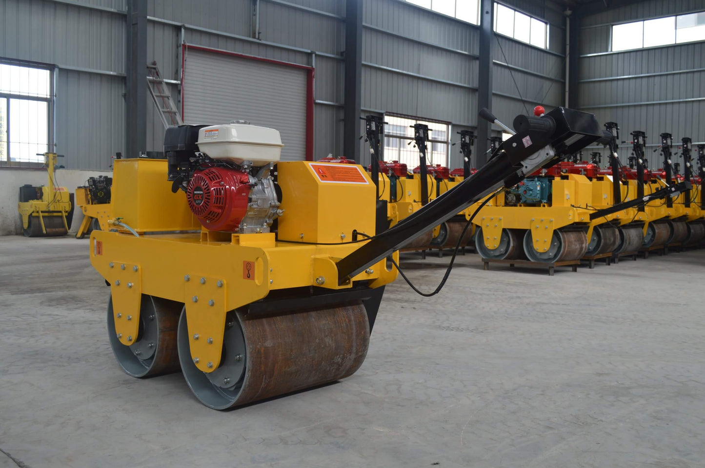 LY-YL600A Walk-behind Gasoline Tandem Roller 9HP Hand-held Tandem Roller