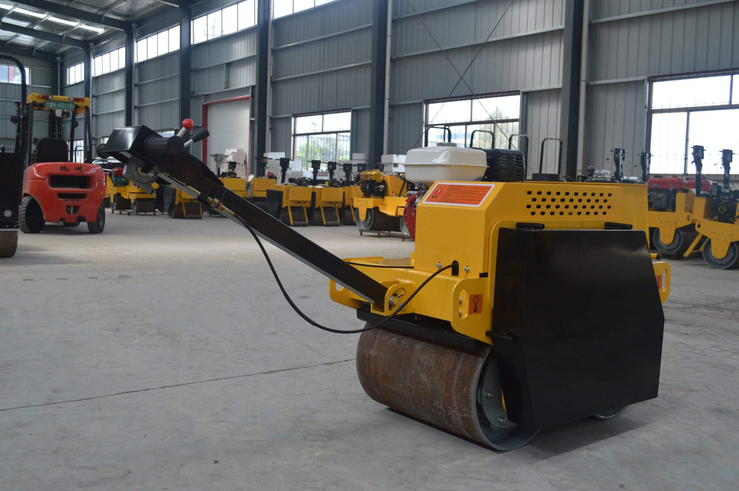 LY-YL600A Walk-behind Gasoline Tandem Roller 9HP Hand-held Tandem Roller