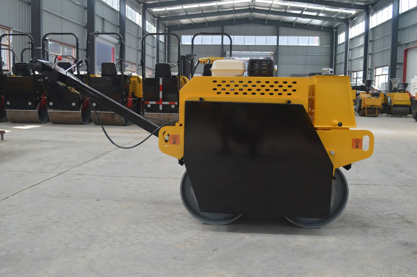 LY-YL600A Walk-behind Gasoline Tandem Roller 9HP Hand-held Tandem Roller