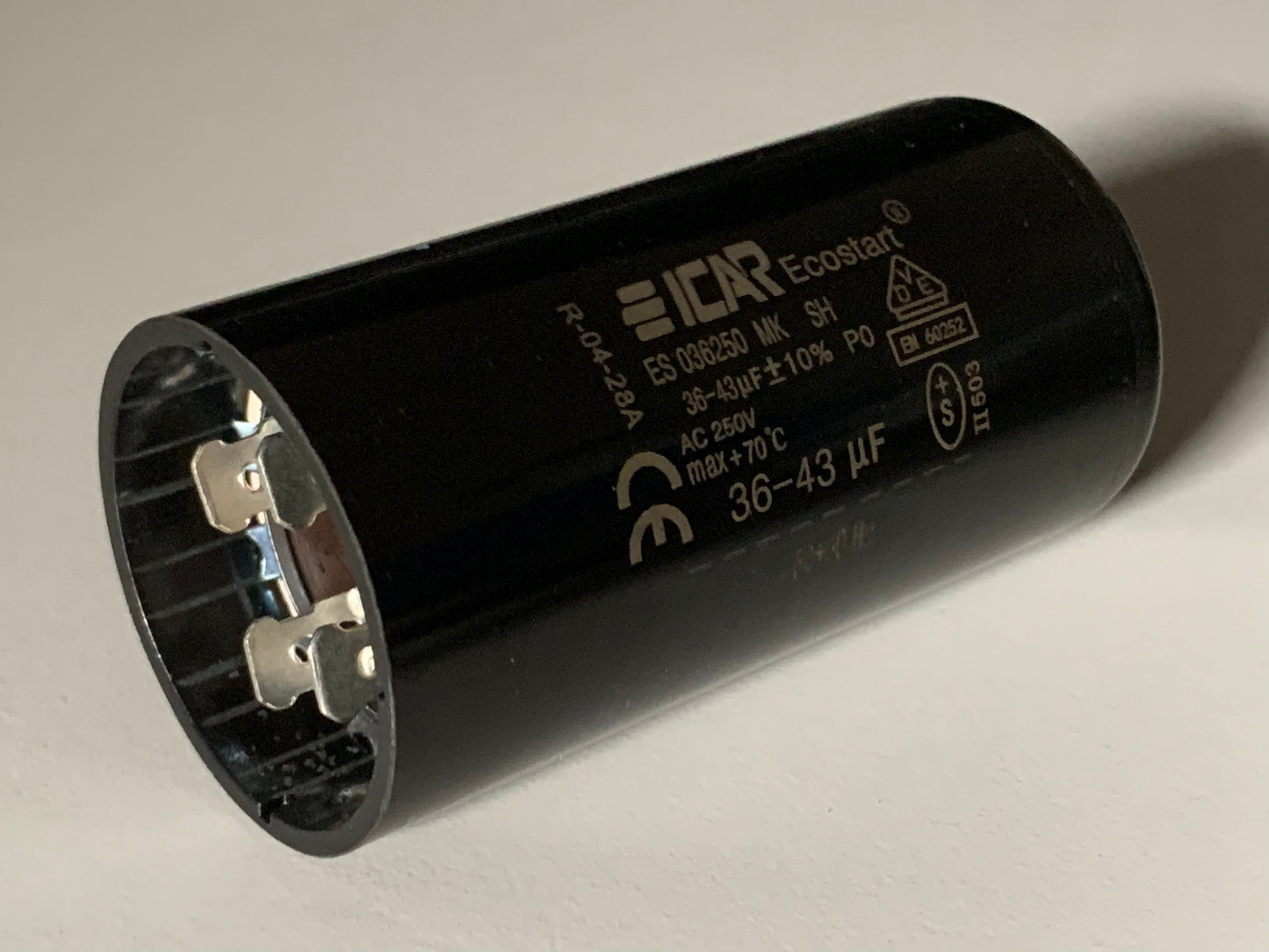 ICAR quality starting capacitor 250VAC 36 to 43uf Motor Capacitor 50/60Hz