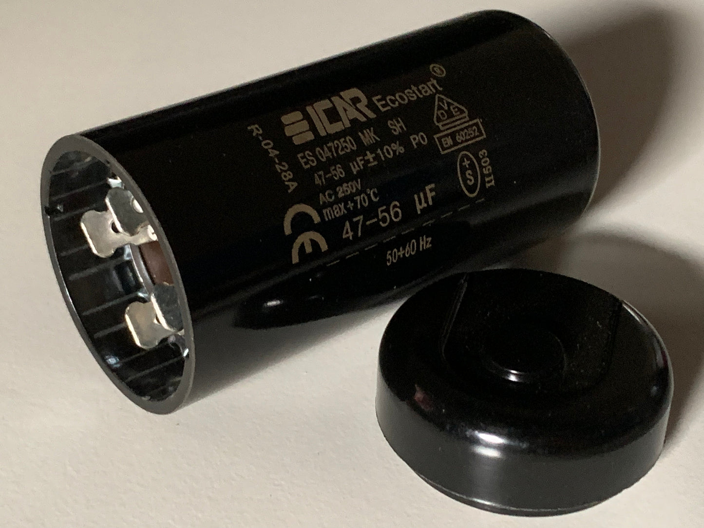 ICAR quality starting capacitor 250VAC 47 to 56uf Motor Capacitor 50/60Hz