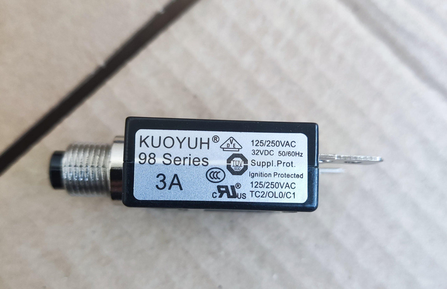 Overload Protector 5A-40A Thermal Overload Protector Reset Switch Fuse