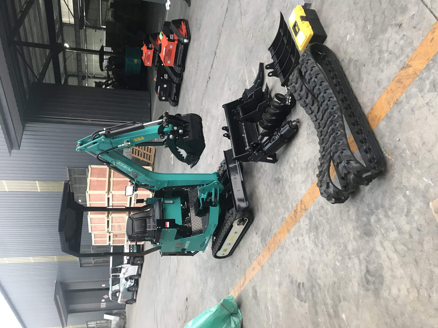 Brand NEW MINI Excavator DIESEL Engine 1T in Red and Green Color