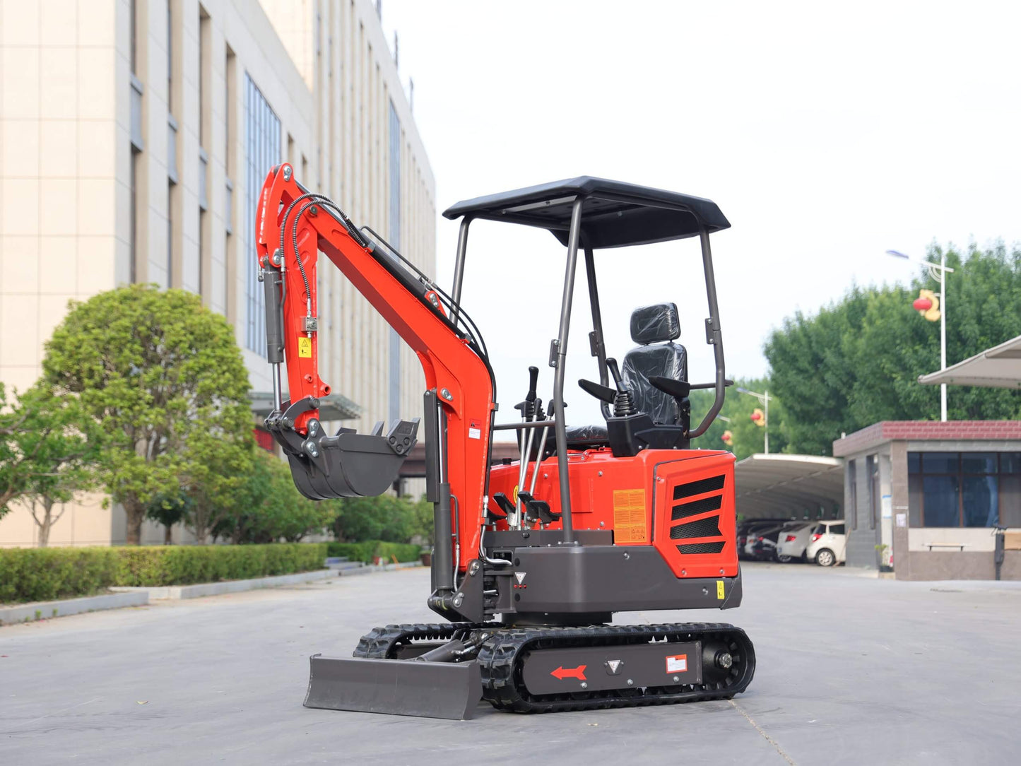Brand NEW MINI Excavator DIESEL Engine 1.8T in Red and Yellow Color