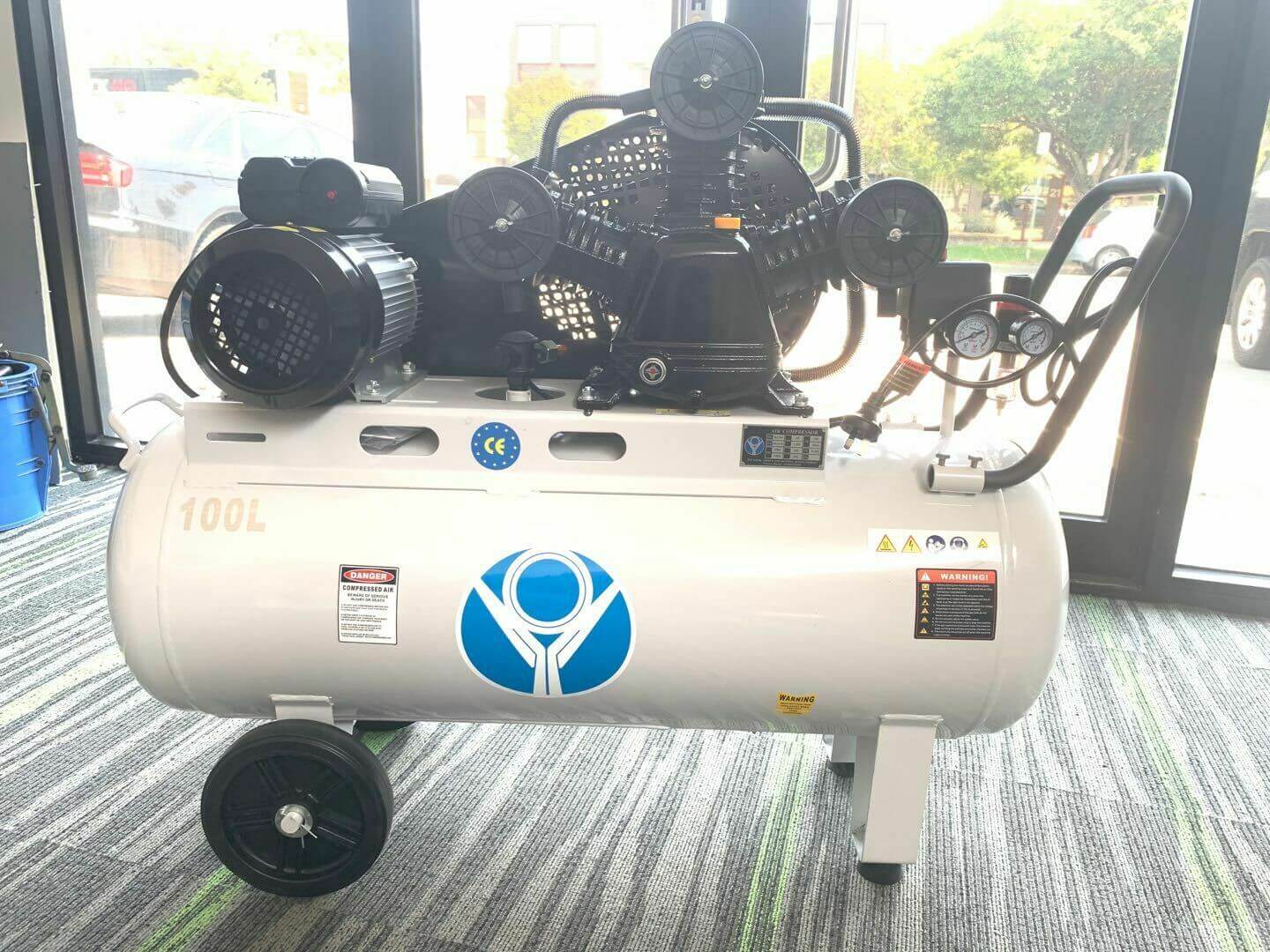 12CFM 342L/MIN 100L TANK SINGLE 8BAR 240V 2.2KW/3HP 120PSI PISTON AIR COMPRESSOR