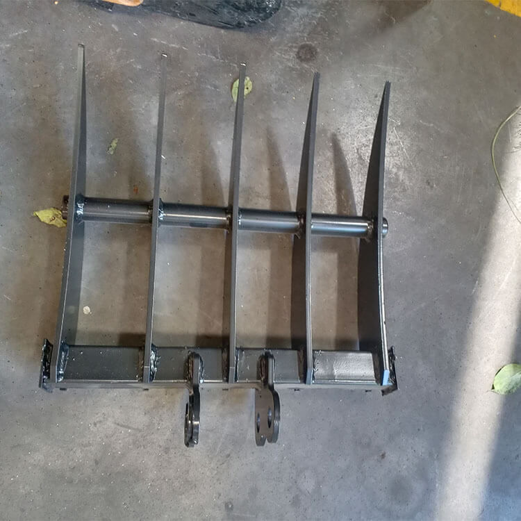 Small excavator, garden ploughing grass rake, one machine for multiple purposes