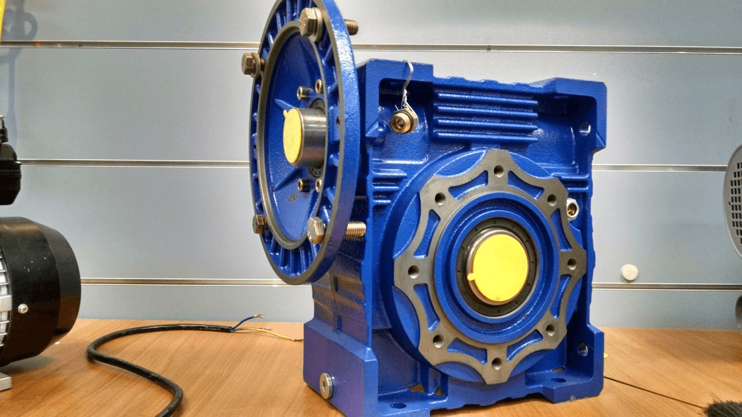 Worm Gearbox NMRV075 50:1 ration B5 Flange 24mm input shaft