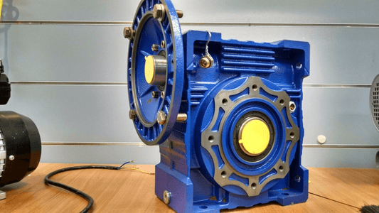 Worm Gearbox NMRV075 50:1 ration B5 Flange 24mm input shaft