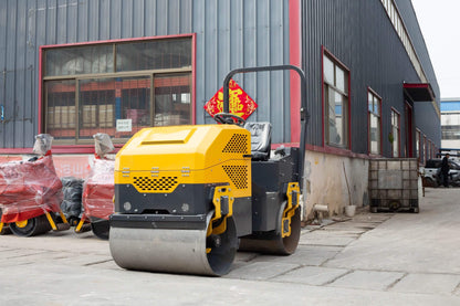 LY-YL1000 Full Hydraulic 2T Small Roller Dual Drive Vibrating Backfill Compactor
